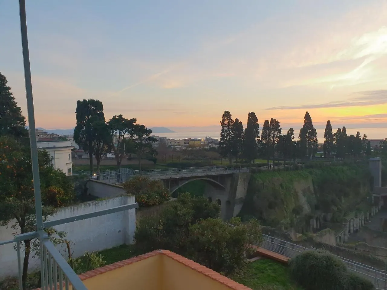 Decumano Massimo Bed & Breakfast Ercolano