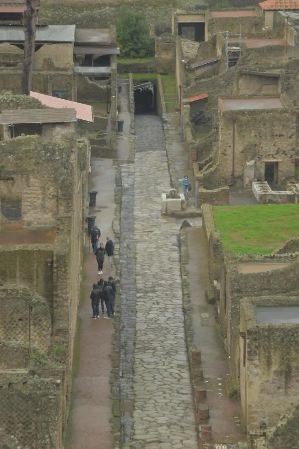 ***  Decumano Massimo Bed & Breakfast Ercolano Italy